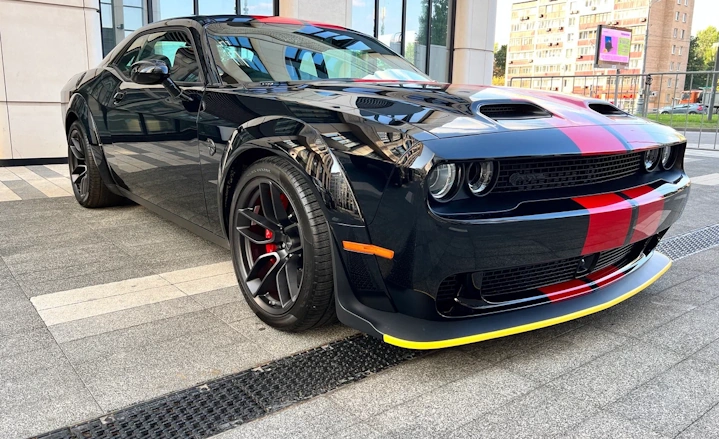 Dodge Challenger плитка
