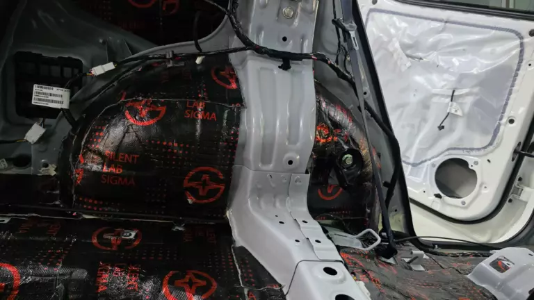 Шумоизоляция багажника Gag gs3 2024-7