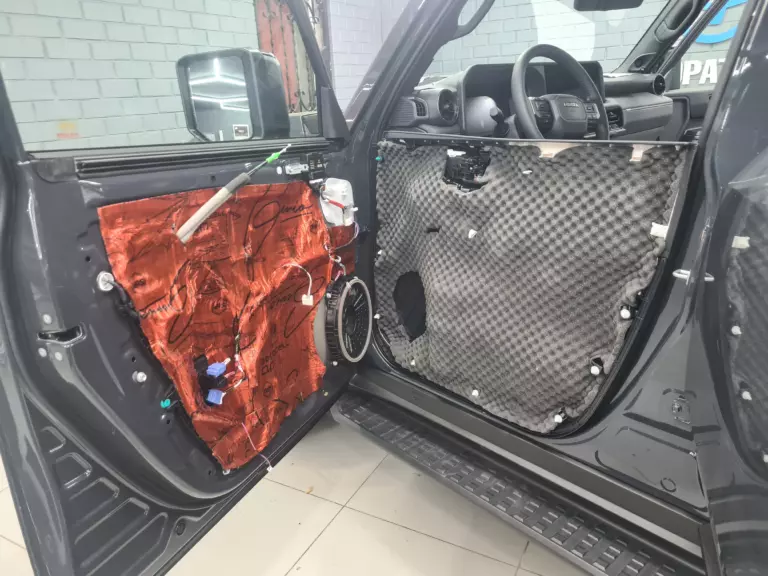 Шумоизоляция дверей Toyota Land Cruiser Prado 250-2