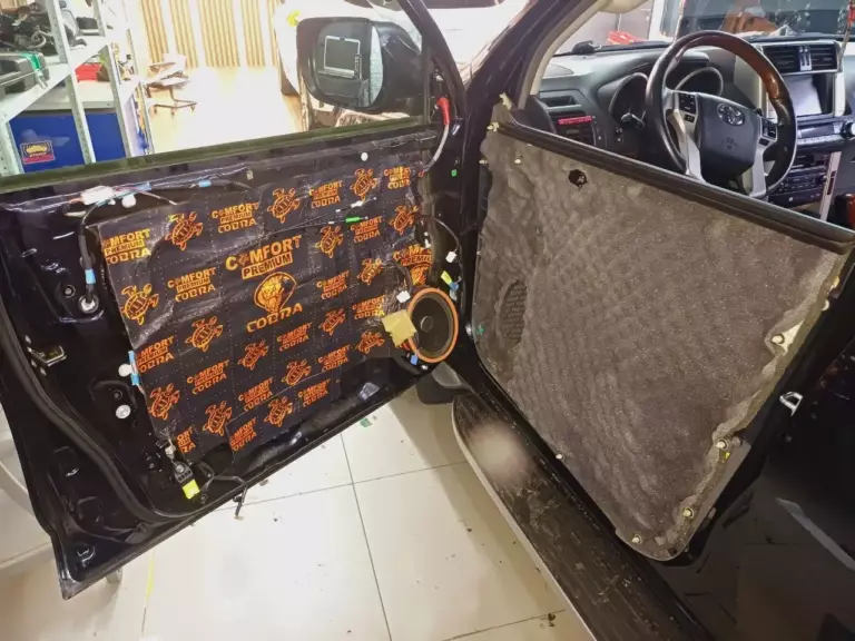 Шумоизоляция дверей Toyota Land Cruiser Prado-3