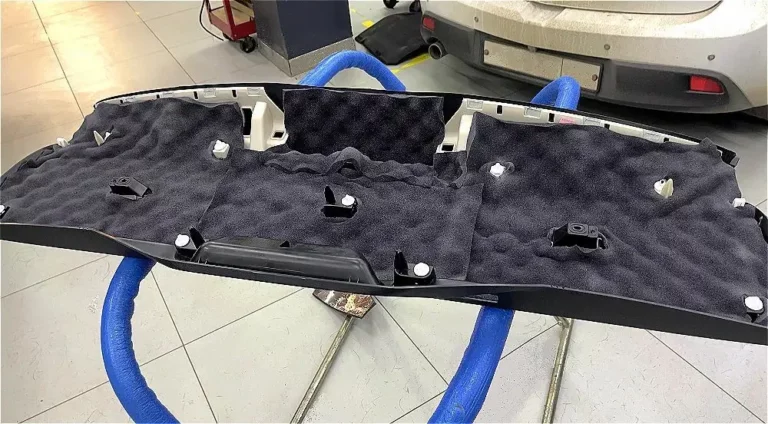 Шумоизоляция двери BMW X5 2022-5